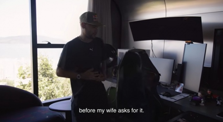 内马尔VLOG展示家庭生活 坦言父亲身份改变自我