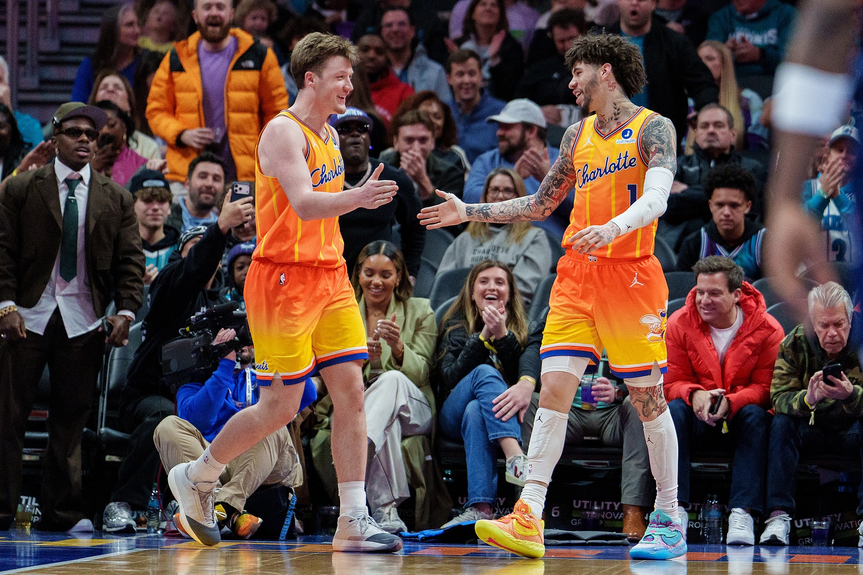 NBA前瞻：雷霆冲击九连胜，骑士雄鹿内线博弈，森林狼太阳卡位战一触即发